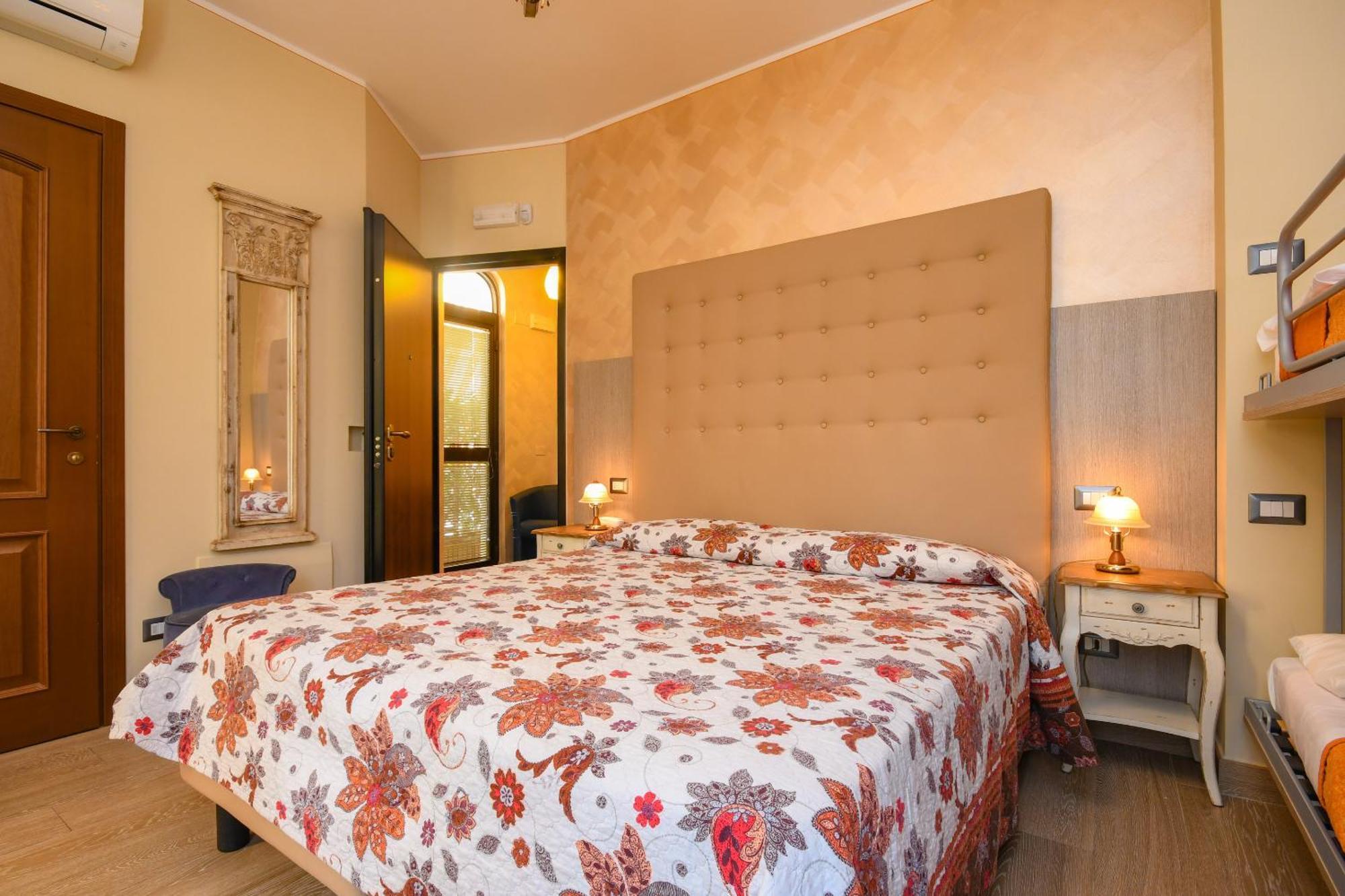 Appartamenti America Sirmione Dış mekan fotoğraf